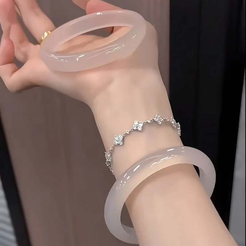 

High ice white moonlight chalcedony positive ring bracelet agate lychee frozen jade