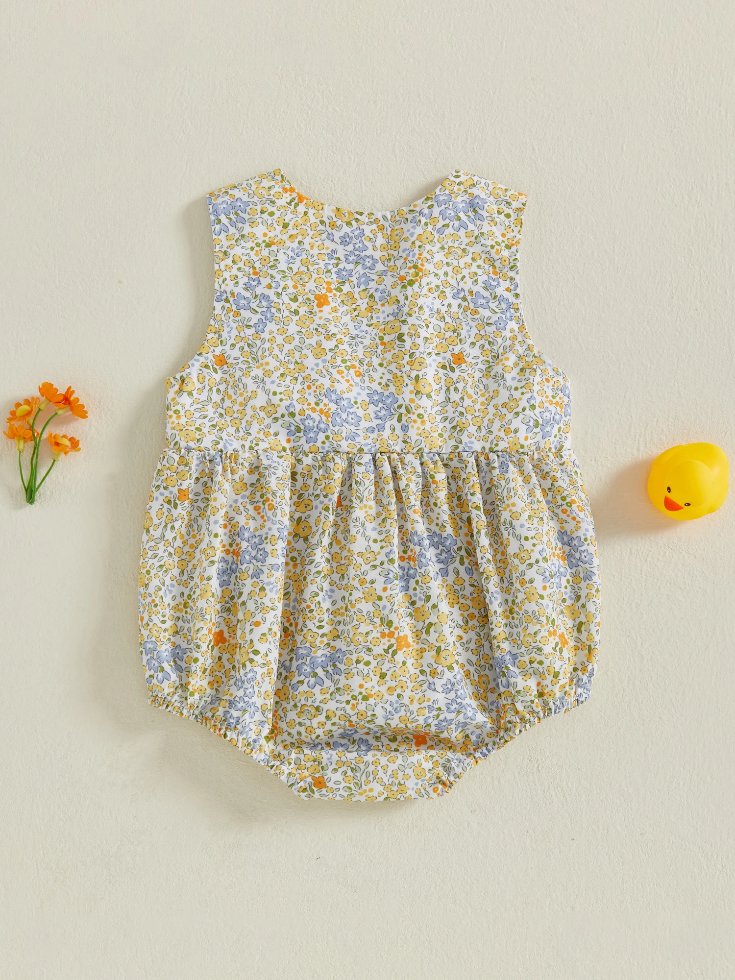 

Adorable Toddler Bunny Print Playsuit Baby Sleeveless Round Neck Romper Sweet Floral Jumpsuit Infant Outfit