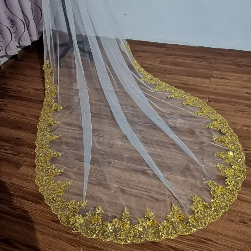 

Golden Charming Glitter Lace Veil Wedding Accessories Bridal Cathedral With Hair Comb Head Veil Customized Veil
