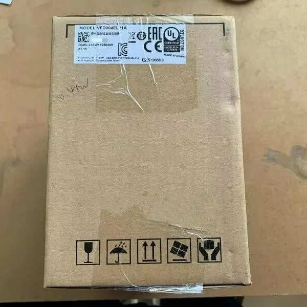 

Новый 400 Вт 0,5 л.с. Vfd Vfd004el21a Гарантия один год Оригинальное место