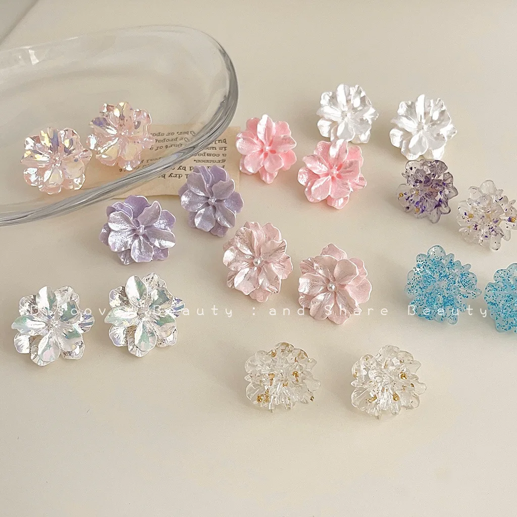 diy-accessories-super-immortal-girl-heart-color-light-flower-earrings-small-fresh-sweet-gardenia-stud-earrings-gentle-temperamen