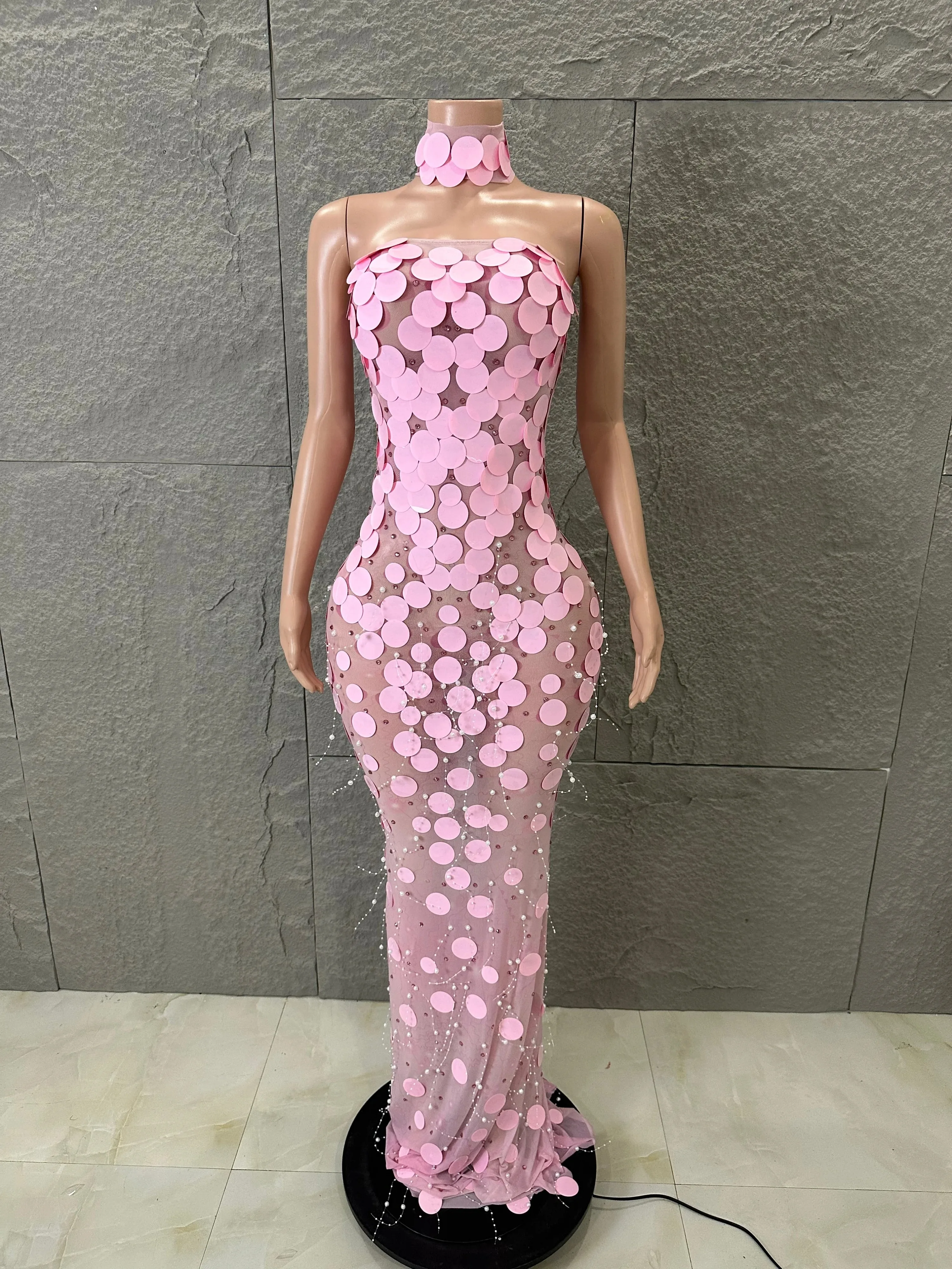 

Luxurious Women Sexy Halter Neck Pink Disc Pearl Embellished Bodycon Maxi Dress Mermaid Outfit Evening Gala Party Costume