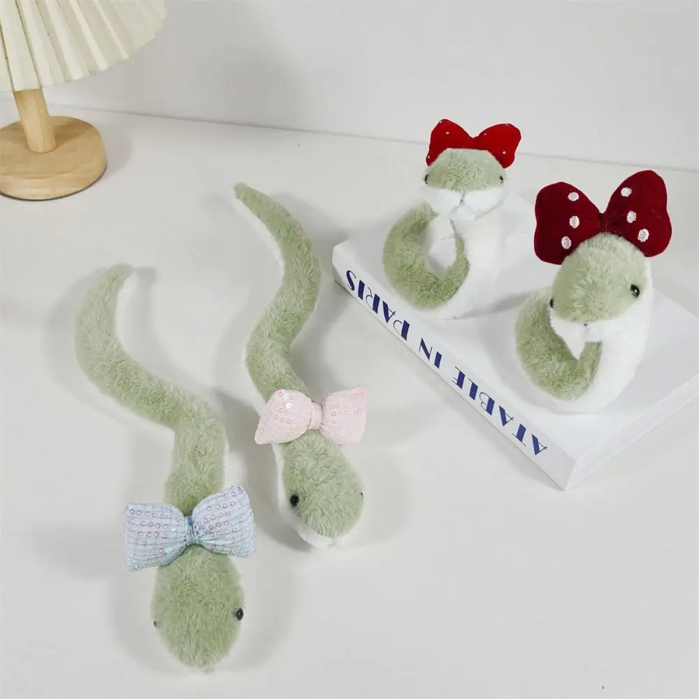 

Плюшевая игрушка «Год Змеи», маленькая змея, обнимаемая змея, мягкая плюшевая кукла, мультяшная пушистая змея, игрушка-животное