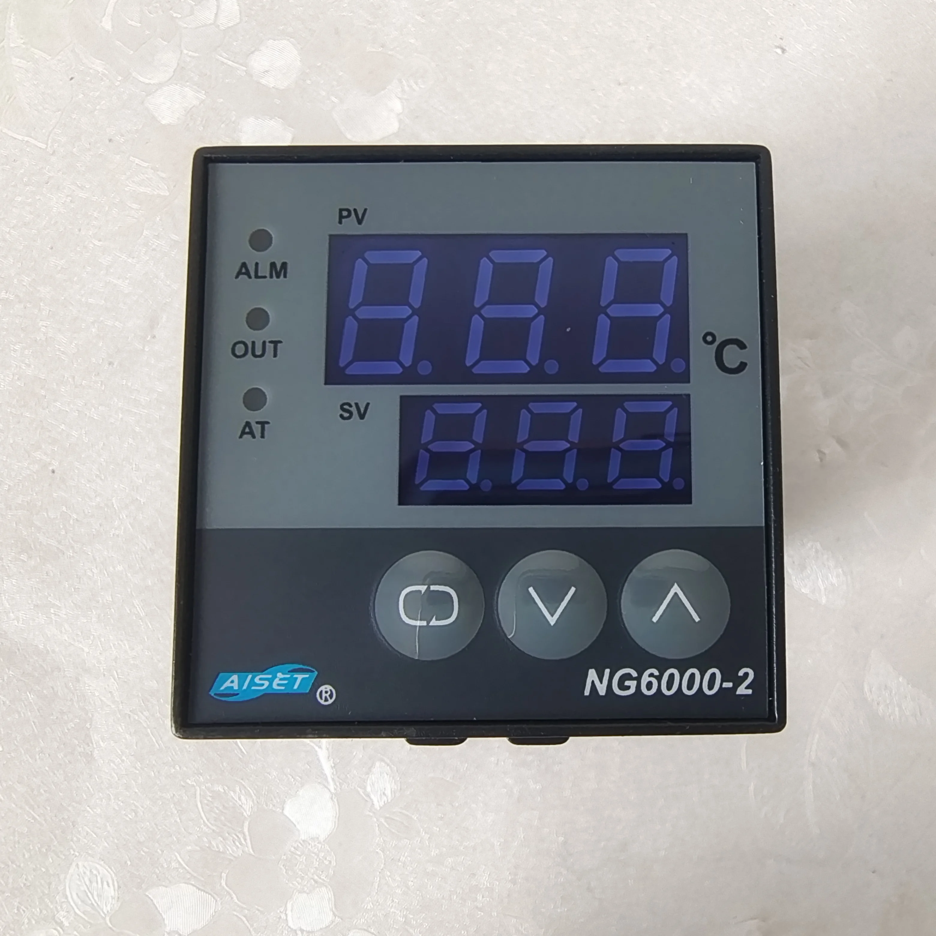 2 PZ AISET NG6000-2 NG6401V-3(N) Regolatore di temperatura di tipo K