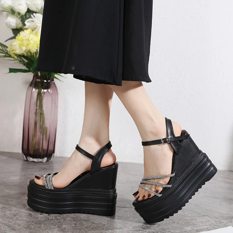 

Женские сандалии, увеличивающие рост 15 см, 2025 г., летняя модная обувь на танкетке на платформе с воздушной подушкой и противоскользящей подошвой