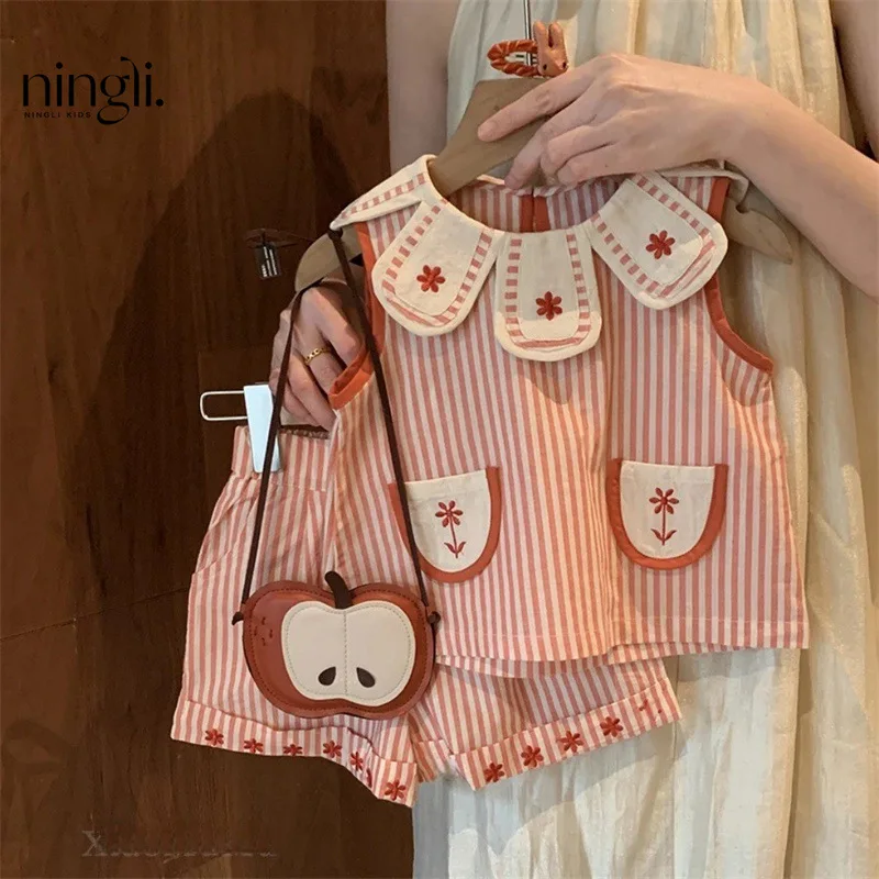 

Children Suit 2025 Summer New Girl's Suit Striped Petal Collar Sleeveless Doll Shirt +Shorts Sweet Two-piece Suit