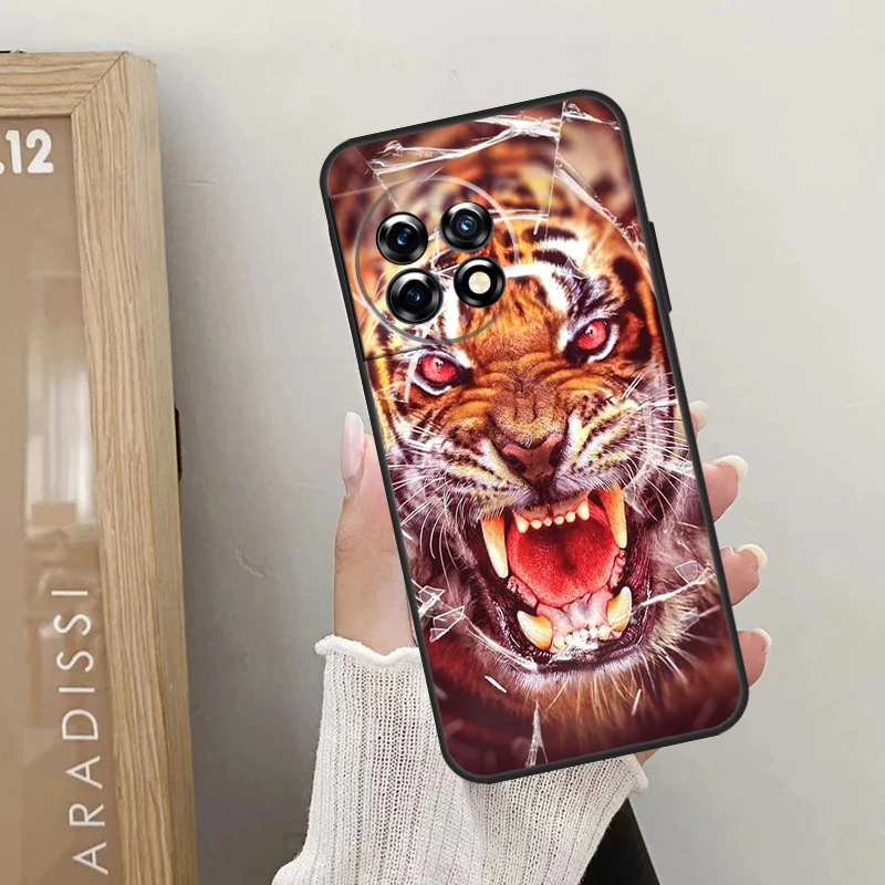 Ferocious Tiger Animal Case For OnePlus 12 11 9 10 Pro 9RT 10T 10R 12R OnePlus Nord 2 CE 3 Lite CE4 N10 N20 Cover