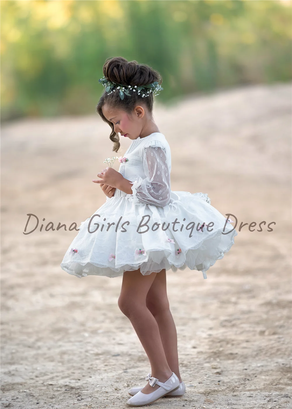 Lovely Baby White Flower Girls Dress Lace Applique Print Princess Party Dress Transparent Lace Long Sleeves Girl Dresses