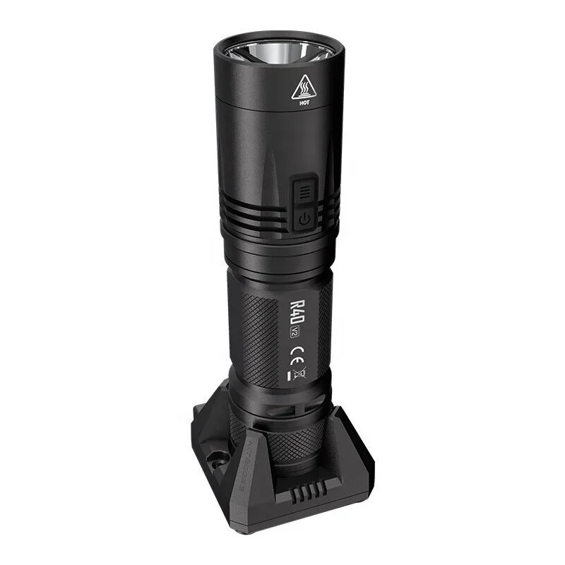 Nitecore Searchlight de longo alcance com doca de carregamento, bateria recarregável, USB, impermeável, pesquisa ao ar livre lâmpada, R40 V2, 1200 LM