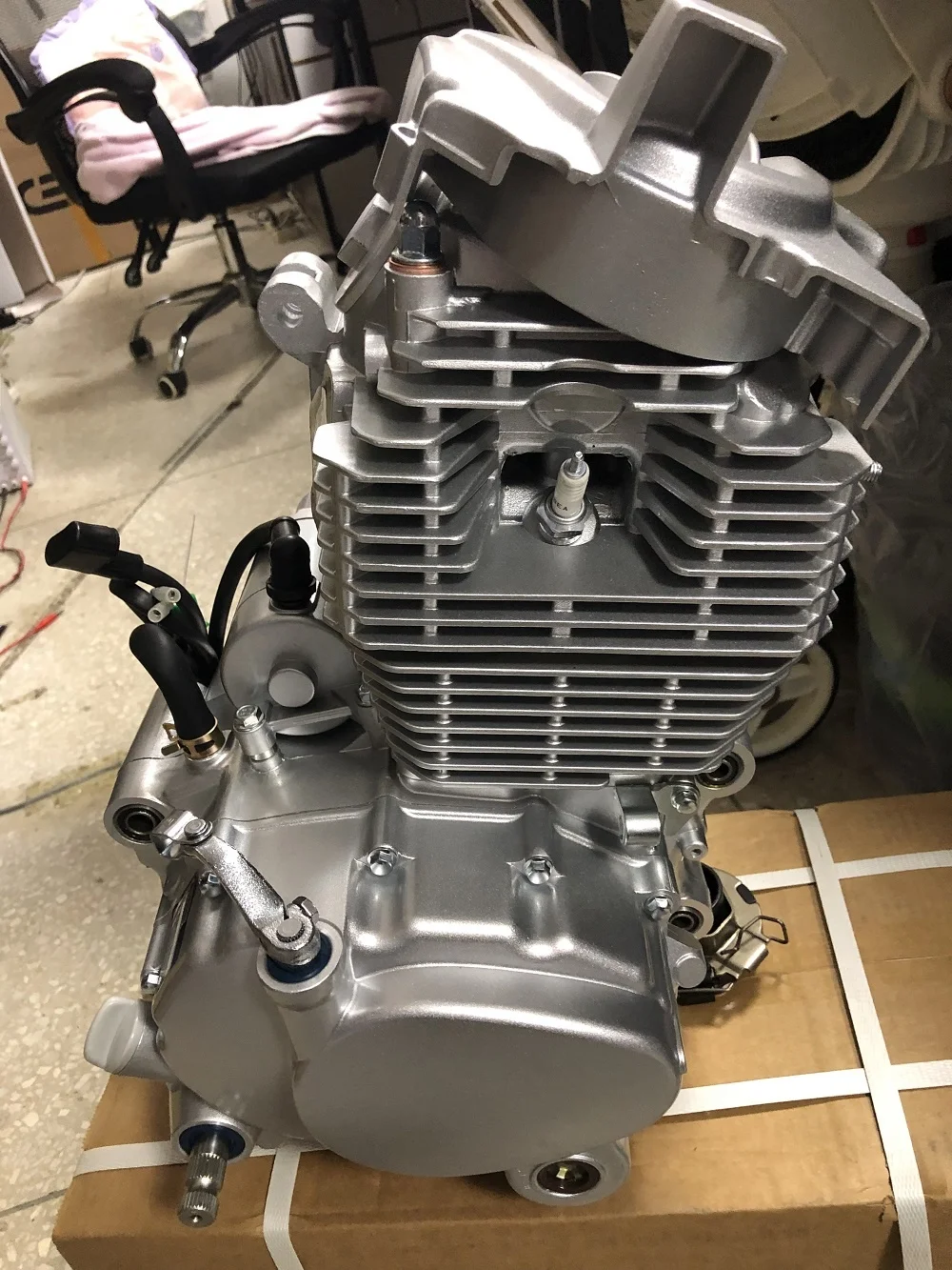 

RTS Hot Selling 300cc Off-road Motorcycle High Displacement Air-cooling Motorcycle Engine Assembly