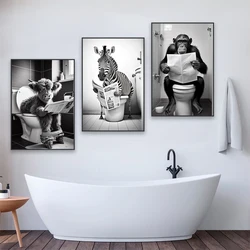 Funny Home Bathroom Black And White Art Poster Highland Cow Sitting On The Toilet Reading Newspaper Print Canvas Painting Decor