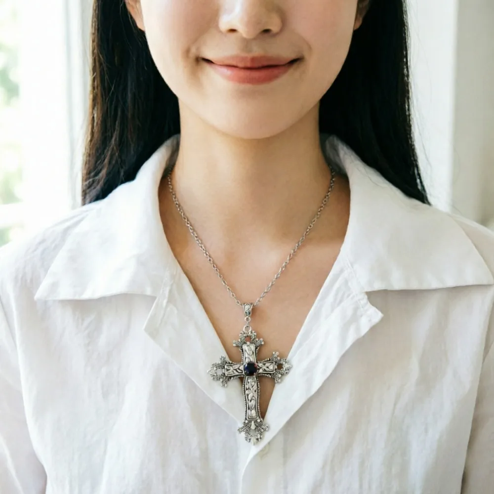 Y2K Punk Crystal Big Cross Pendant Necklaces for Women Men Gothic Irregular Clavicle Chain Necklaces Aesthetic Jewelry Gifts
