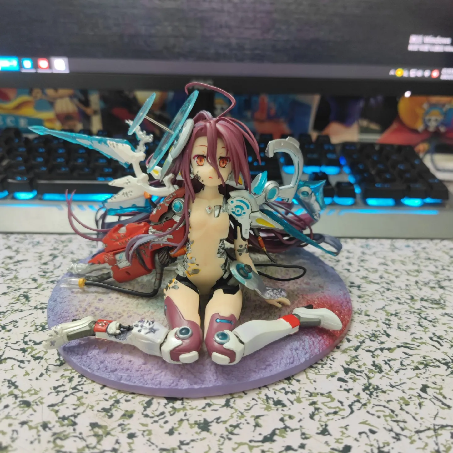 Anime No Game No Life Figure Hubby Model Dolls Figurin War Damage Version Pvc Action Figure Decor Collectible Children