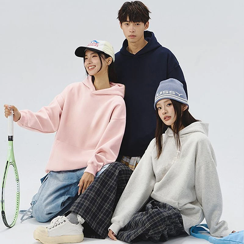 يتميز المجموعة الشتوية الجديدة لعام 2025 على سويت شيرت بغطاء للرأس سميك من الصوف، ملابس خارجية أنيقة للأزواج