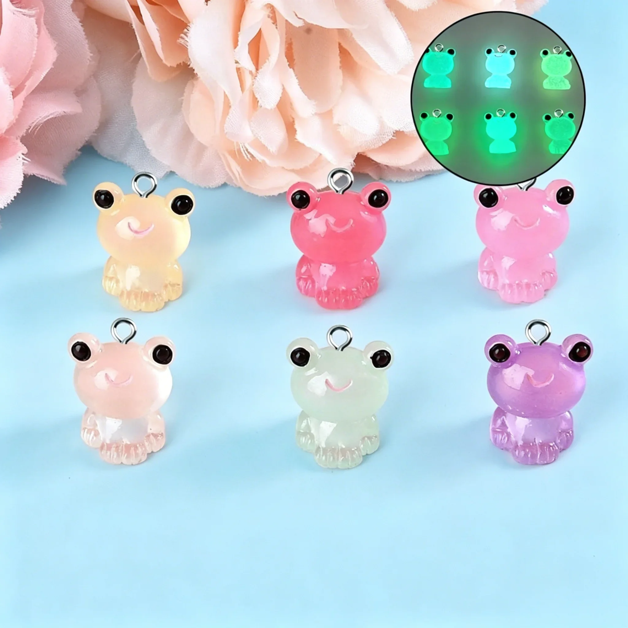 10Pcs Luminous Big Eye Frog Resin Pendants Glow In The Dark Cute 3D Animal Charms for DIY Earrings Necklaces Keychain Crafts