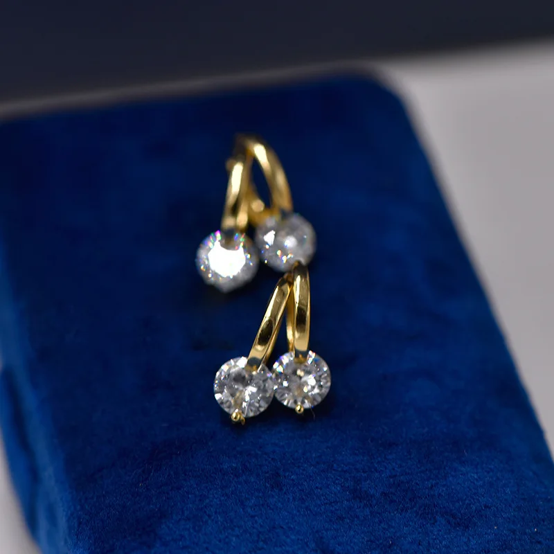 

S925 Чистое серебро с пряжкой для ушей, легкие роскошные серьги универсального дизайна, позолоченные женские аксессуары для ушей с геометрическим рисунком