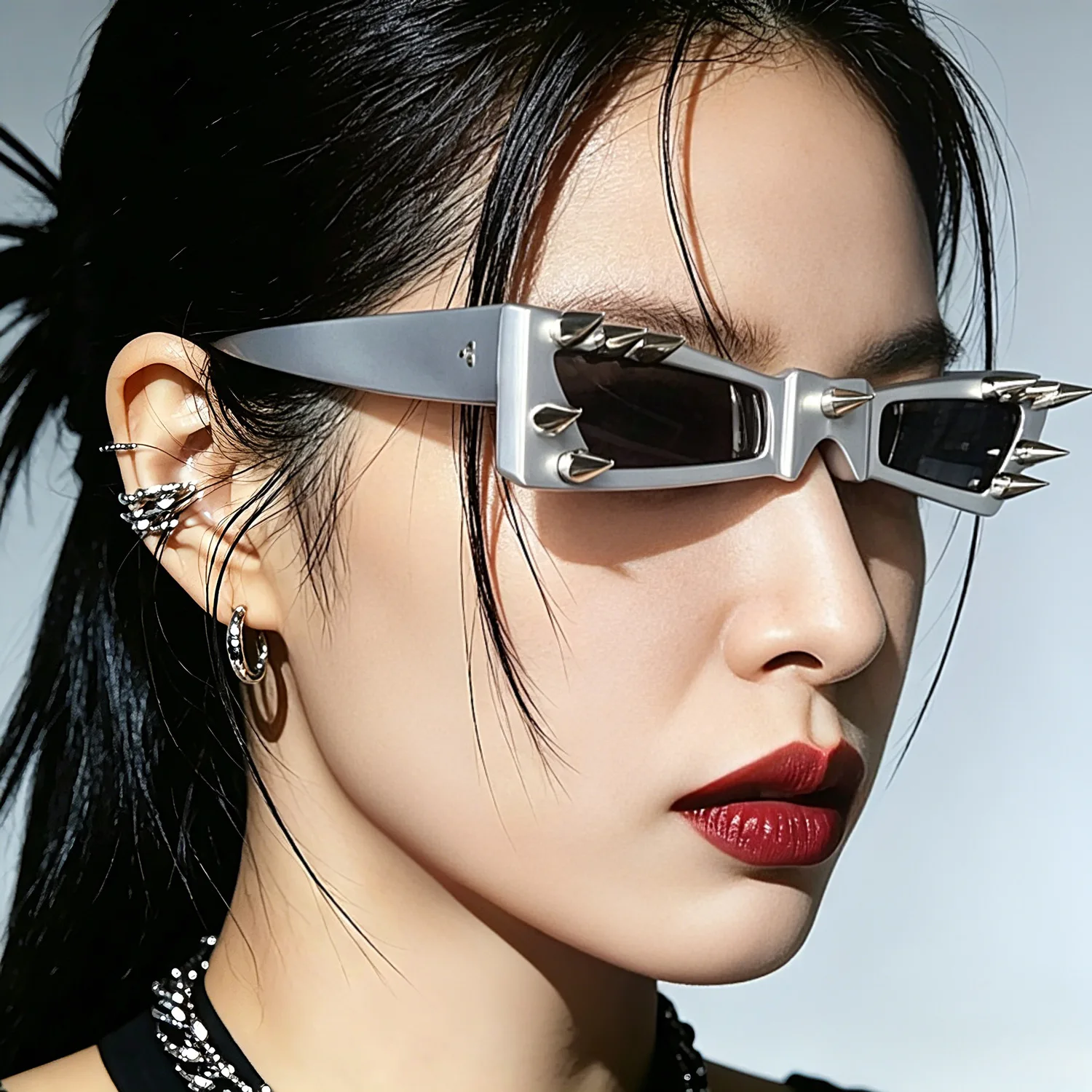 Trendy Cyberpunk DIY Unisex Exaggerated Glasses Rivet Motorcycle Style Hip Hop Streetwear Glasses Handmade Eyewear Accessory