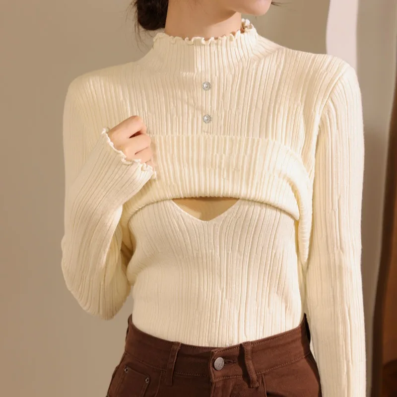 

Warm and Thick Maternity Nursing Sweater for Autumn and Winter Featuring Pearl Stand-up Collar Designed for Moms Breastfeeding