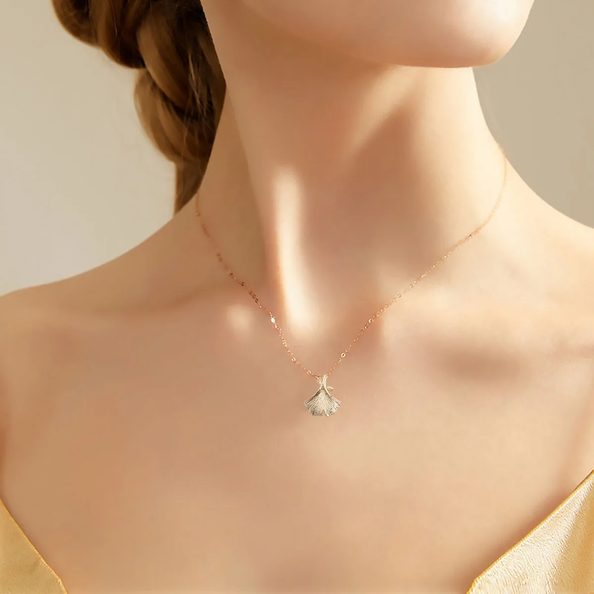 

5Pcs Metal Gingko Leaf Pendant Spacer Beads Creative DIY Charm for Jewelry Making Necklace Bracelet Accessories