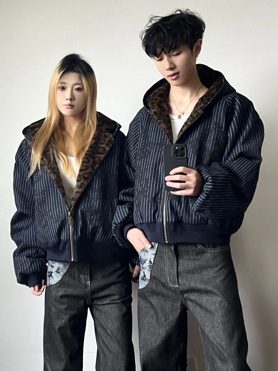 

Ретро-куртка в американском стиле с леопардовым принтом, из бархата и полосатого хлопка, утепленная, джинсовая, для пар, молодежная, с длинными рукавами, на молнии