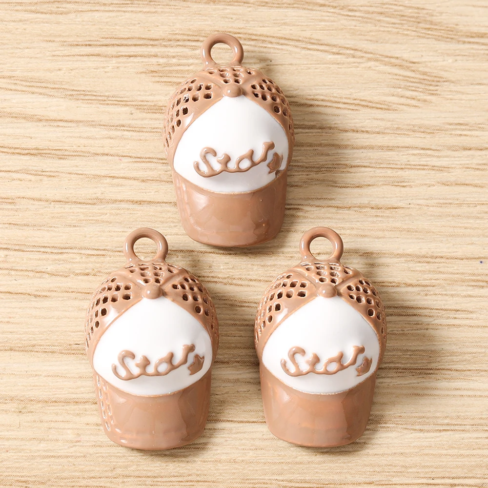Tusember 5 Stück Niedliche Emaille Kawaii 3D Pantoffel- und Hutanhänger für Ohrringe, Halsketten, Armbänder, DIY-Schmuckherstellungszubehör – Detail 15