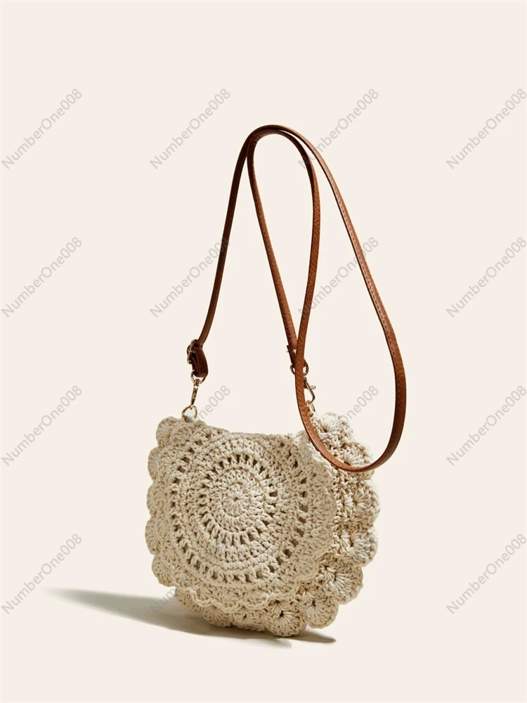 حقيبة كتف بوهيمية من القش من الدانتيل الفرنسي المجوف للنساء محفظة صيفية لقضاء العطلات على الشاطئ