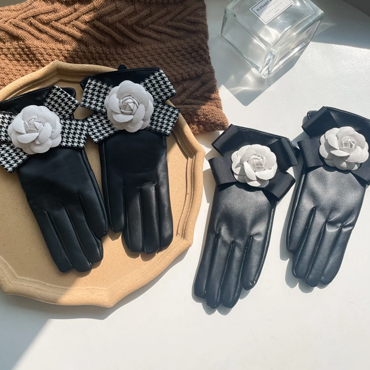 y2k Leather Gloves Women in Winter Touchscreen Brand Flower Mittens Female Warm Winter women driving gloves Waterproof guantes