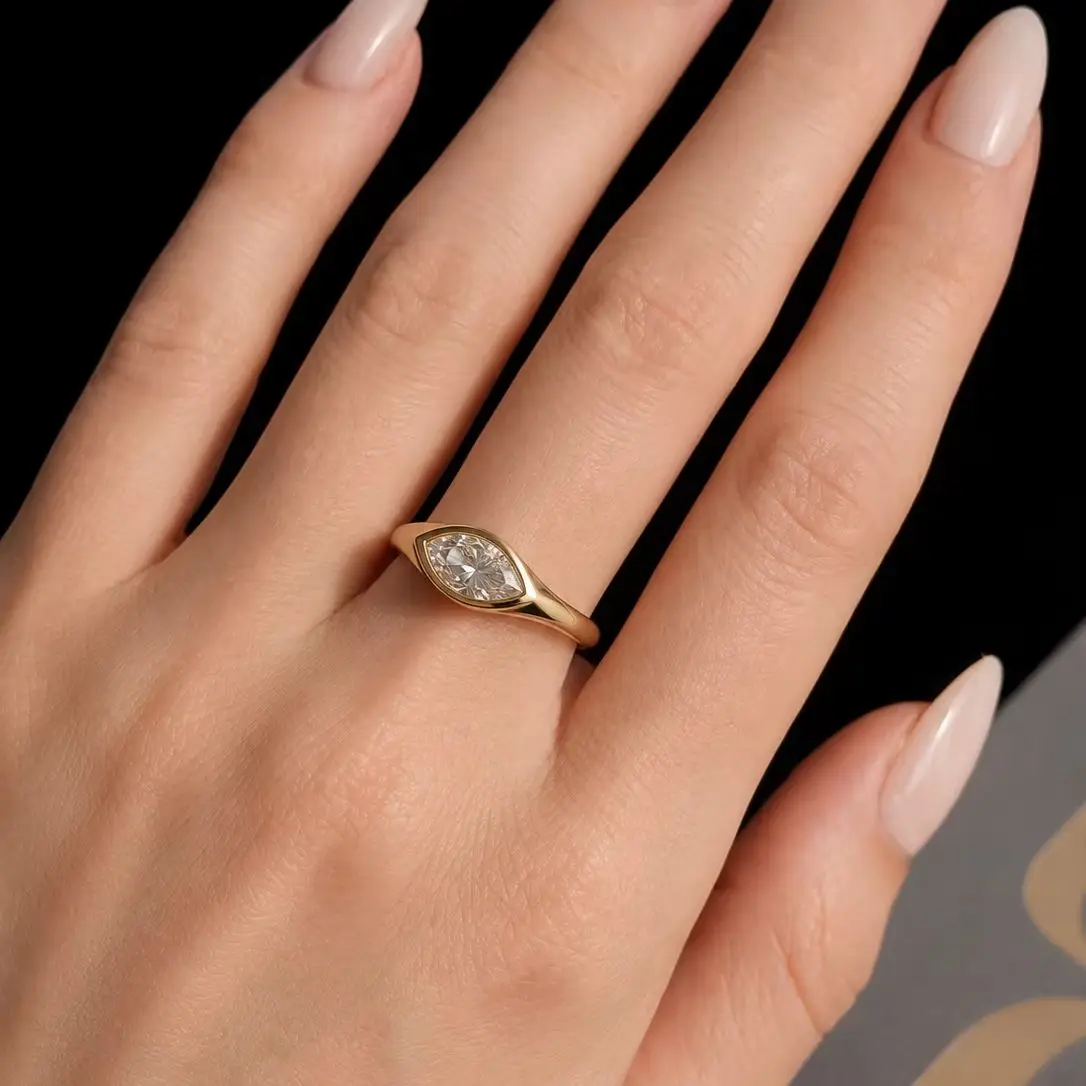 Ein 1-Karat 925 Sterling Silber Moissanit-Ring, Raffiniert und Minimalistisch, Unisex. – Detail 3