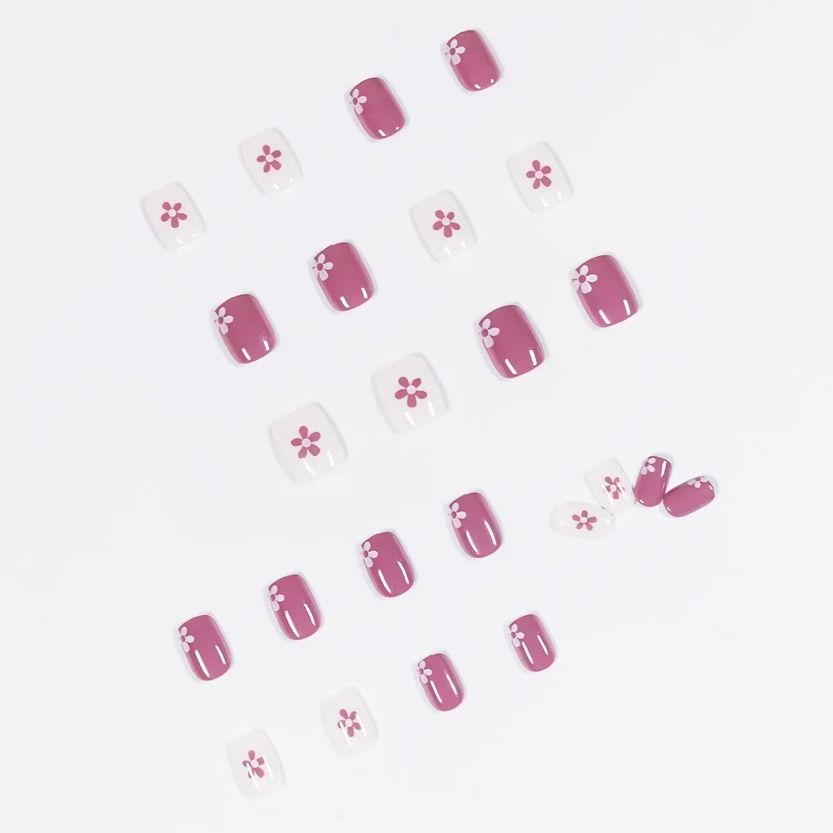 24Pcs/Box Flower Fake Nail Girls Short Wearable Nails Art Tips Press On  Full Cover Manicure French  With Jelly Glue