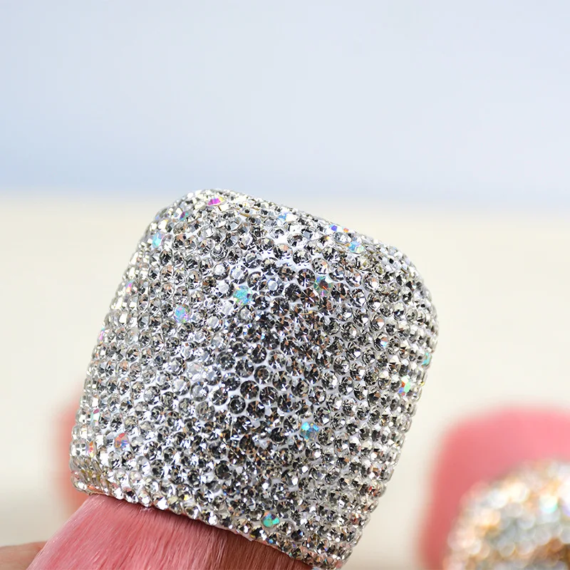 Brosse de maquillage tête de champignon décorée de strass, brosse multifonctionnelle Portable pour poudre et Blush pour la maison et les voyages