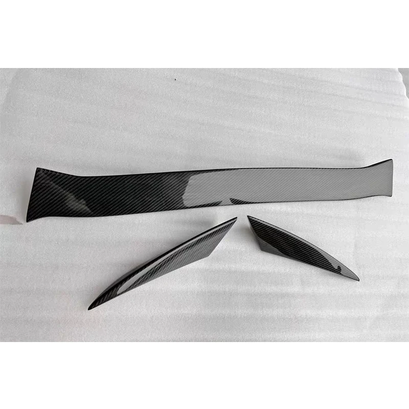 Suitable for 2019 McLaren GT modified Novitec dry carbon fiber car rear wing trunk lip spoiler