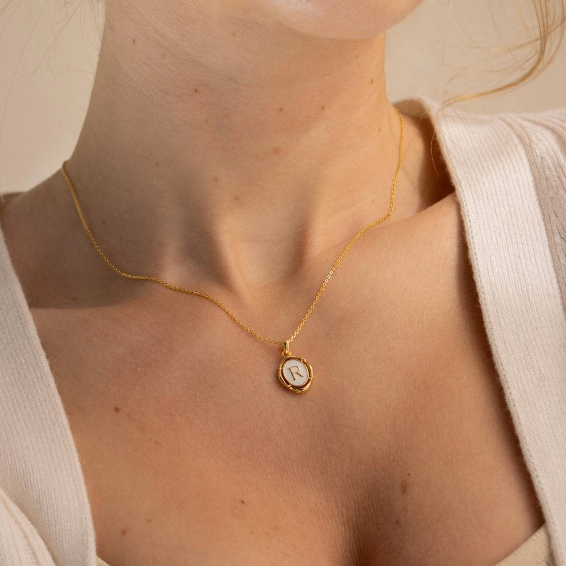 1pc Personalized Name Necklace Initial Jewelry Gold Minimalist Pendant Necklace Custom Letter Jewelry Gift for Women Holiday Birthda