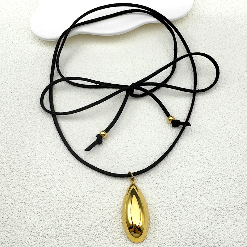 

Luxury Fashion Design Black Cord Water Drop Shape Metal Pendant Necklace for Women Long Style Adjustable Sweater Chain Jewelry