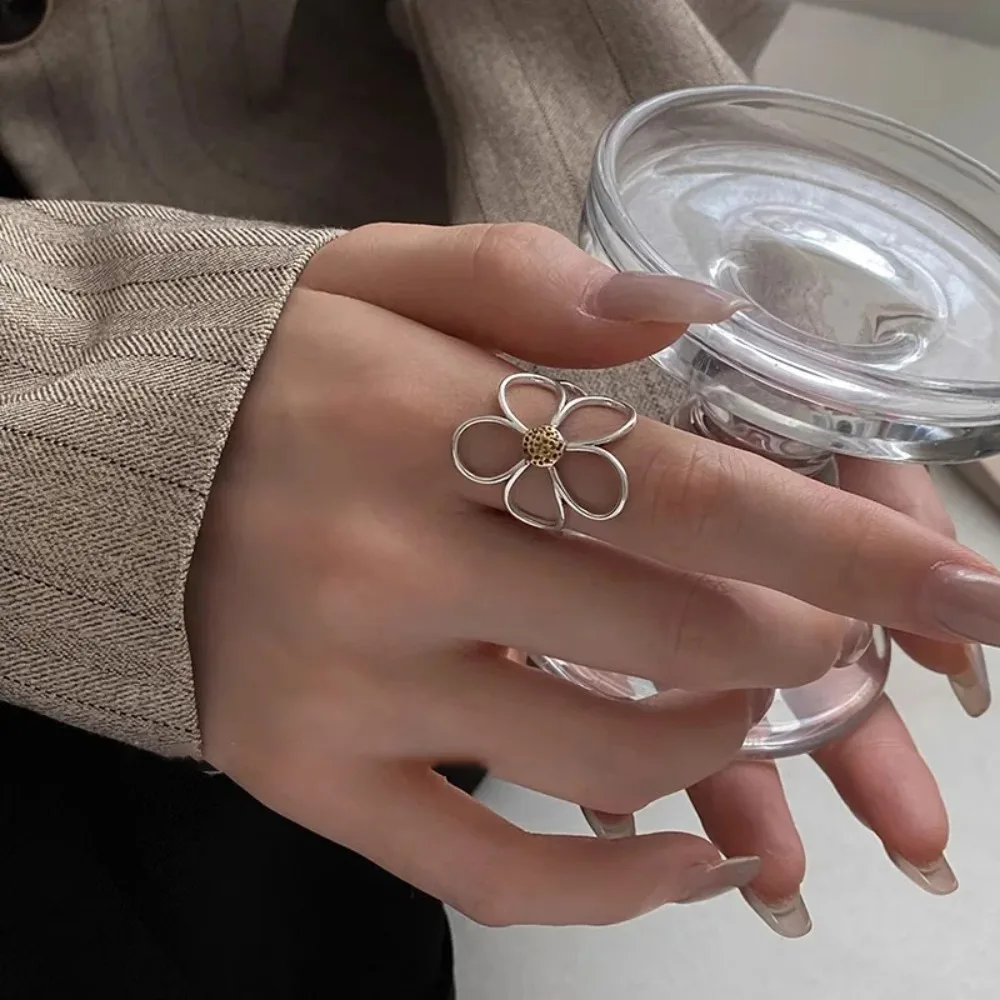 

Rings for Women Couple Minimalist Handmade Simple Big Flower Ring Party Jewelry Gift Prevent Allergy