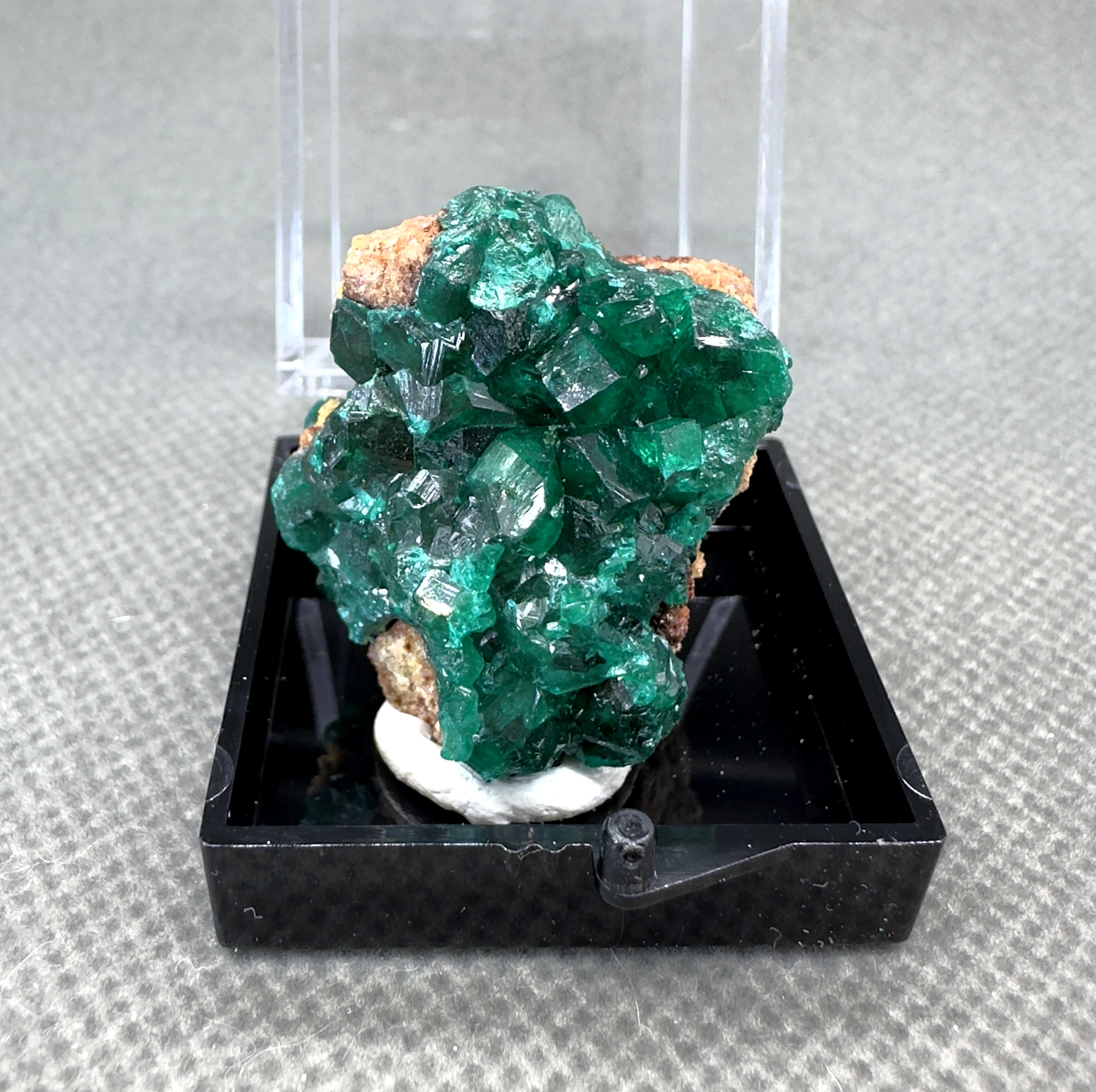 Natural Congo green Dioptase Mineral specimen + box size 3.4 cm + healing quartz crystals and stones rock gemstone