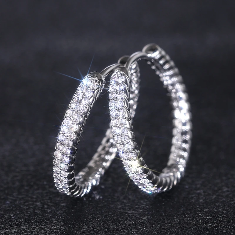 

Huitan Classic Women's Hoop Earrings with Brilliant Cubic Zirconia Luxury Silver Color Circle Earrings Temperament Lady Jewelry