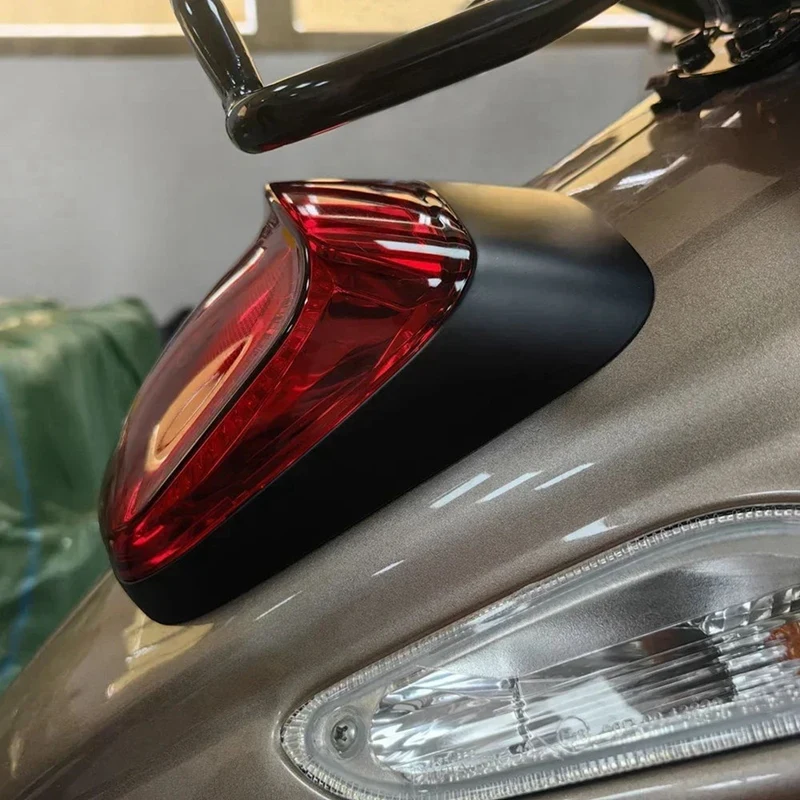 

M0t-rMotorcycle Scooter Taillight Protection Cover for Vespa Sprint Primavera 150 2018-2023