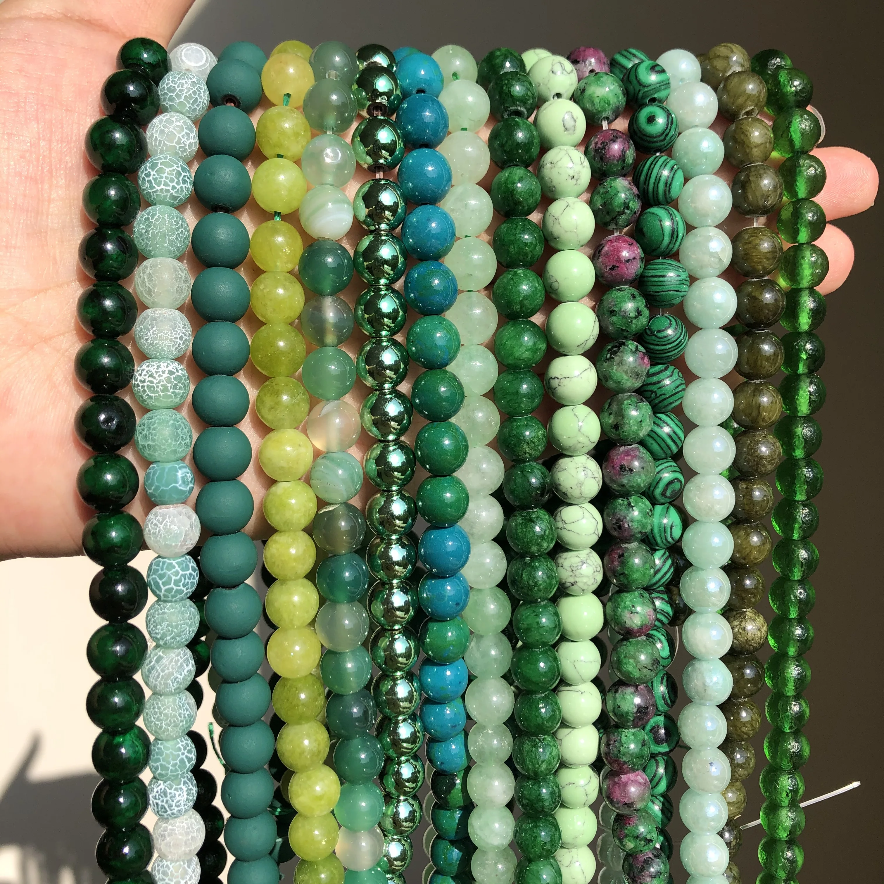 

Green Series Natural Stone Pick Style Smooth Round Loose Spacer Beads For Elegant Jewelry Making DIY Bracelet Necklace Accessory