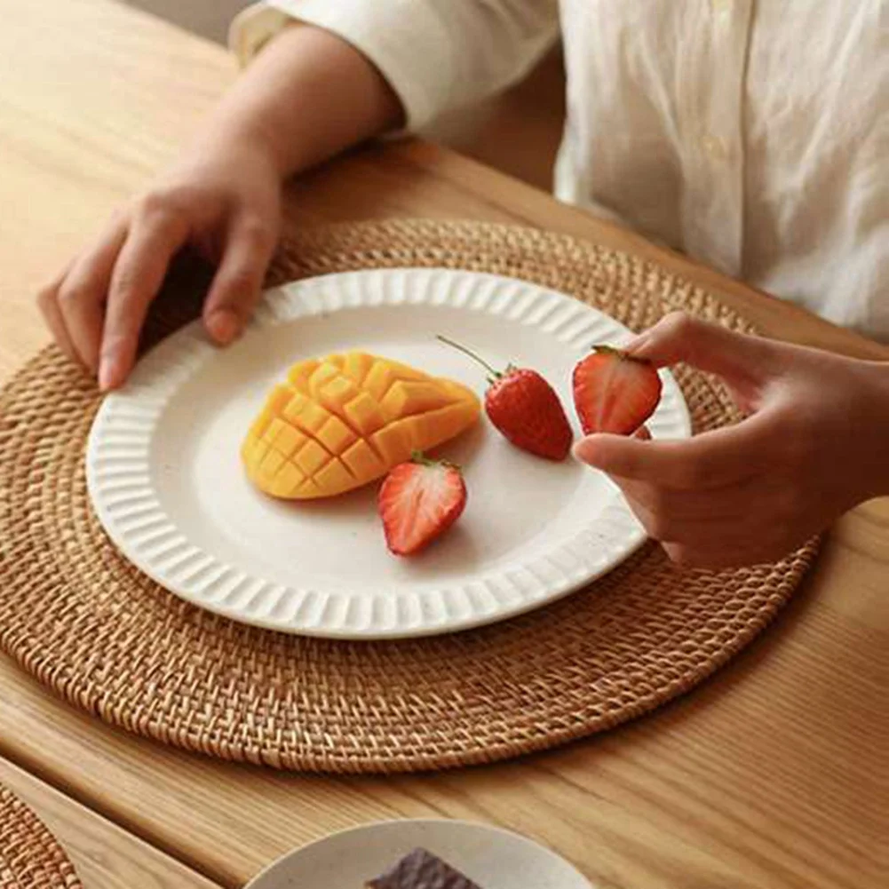 2X Rattan Woven Placemats Table Mats Non Slip Heat Resistant Place Mat Wicker Placemat Trivets for Hot Dishes Round 40cm