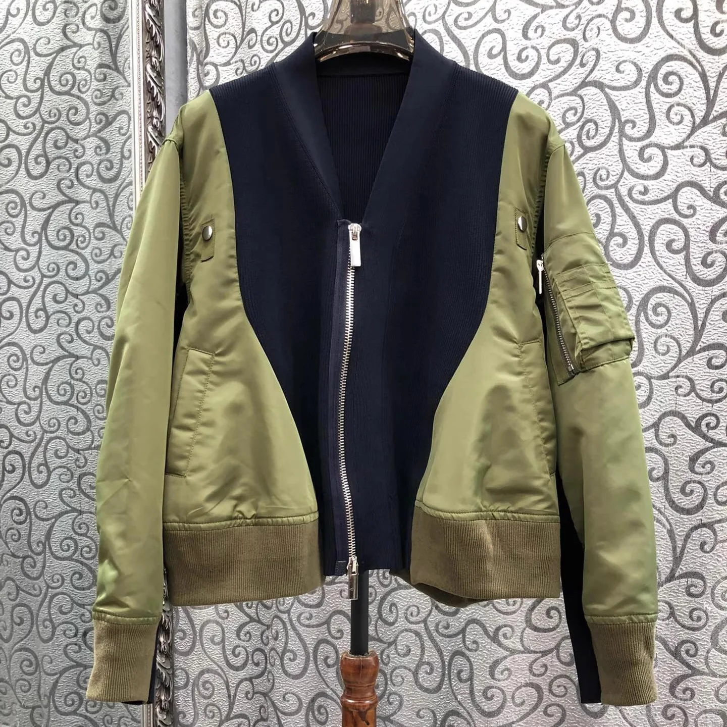 

Top Quality New Jackets 2025 Autumn Winter Coats Women Color Block Knitting Patchwork Long Sleeve Green Black Zip Coat Outerwear