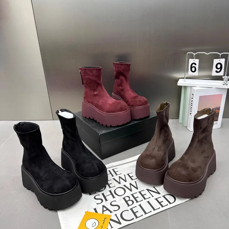 New Platform Women Snow Ankle Boots Suede Fashion Flats Shoes Woman Trend Walking Goth Chelsea Boots Warm Cozy Punk Mujer Botas