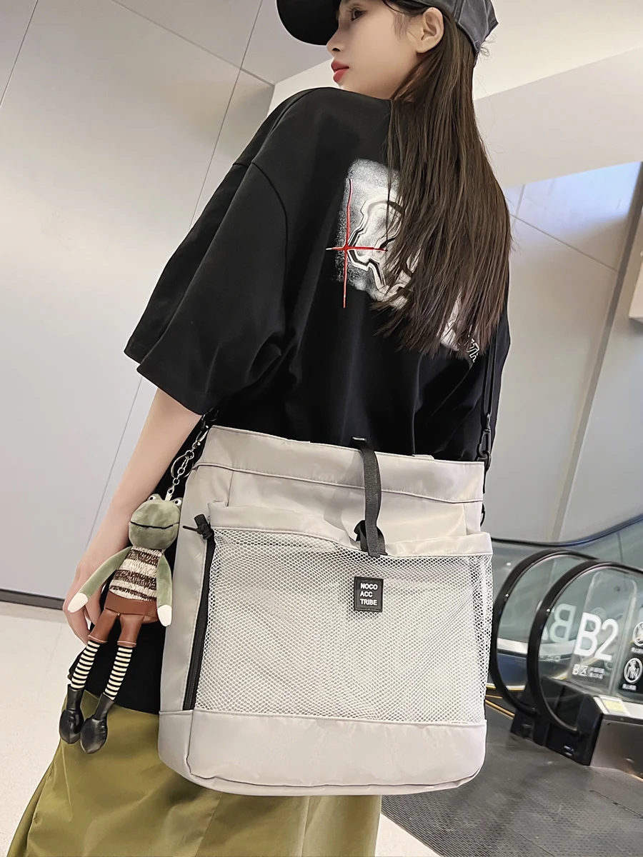 

Crossbody Bag Boys Fashion Brand Handbag New Messenger Bag 2023 Solid Color Fashion Trend Youth Shoulder Bag