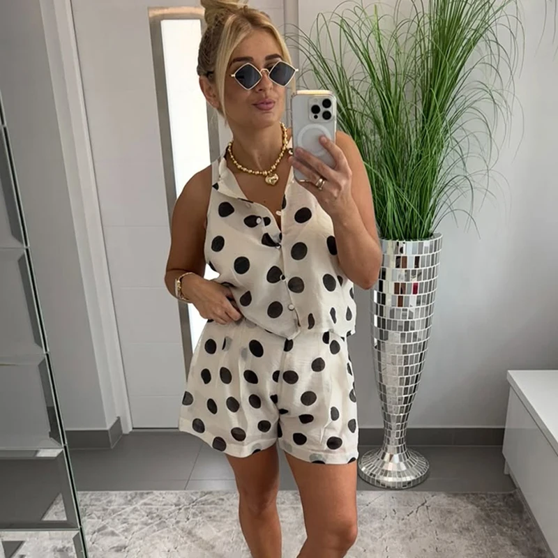 

Tornova Casual Shorts Two Piece Sets Female Polka dot Print Halter Neck Top Pleated Loose Shorts New Sleeveless Matching Sets