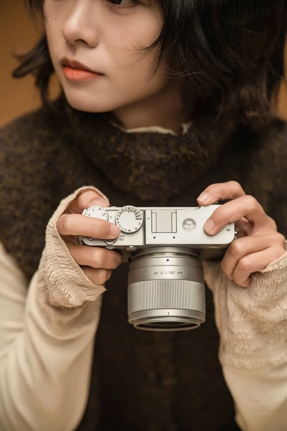 Viltrox 56mm f1.7/35mm f1.7/25mm f1.7/15mm f1.7/9mm f2.8 Air Series APS-C Autofokus-Silberobjektiv für Fuji X-Mount – Detail 3