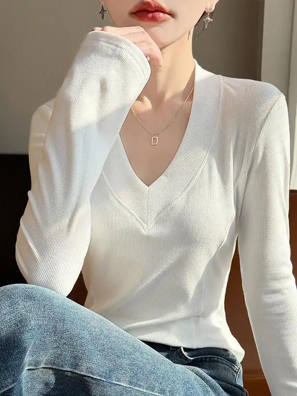 

Thiened Slim Fit V-Ne Knitwear Base irt Women's Autumn Winter Warm Inner Wear Soft Knitted Sweater Pure Desire Sle