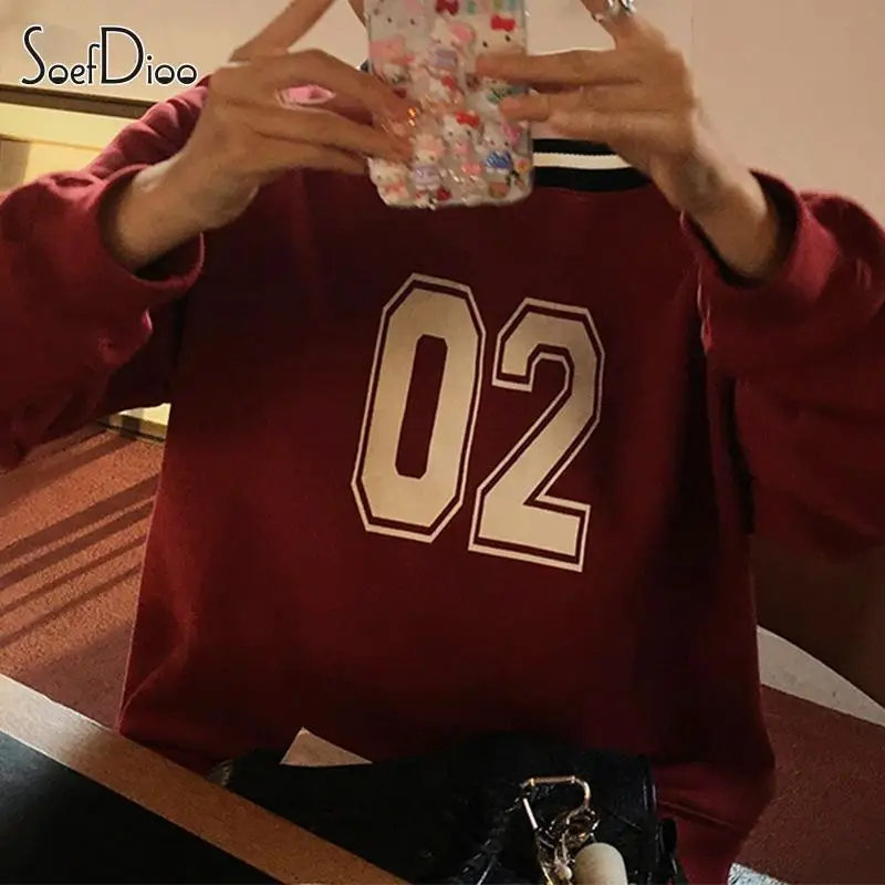 Soefdioo Contrast Letter Print Sweatshirt for Women Fashion Long Sleeve Skew Collar Loose Tops 2024 Winter Y2K Baddie Streetwear