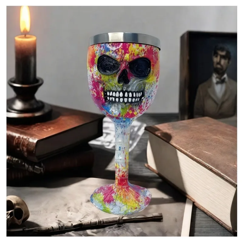 

Graffiti Skeleton Glass Retro Resin Ghost Head Tall Cup Creative Bar Halloween Decoration