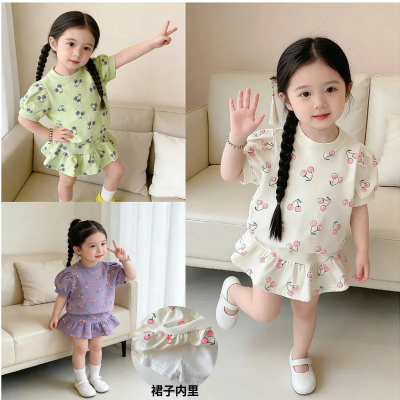 

2026Children's summer short-sleeved top and stylish cherry print half skirt two-piece set for girls, fashionable and sweet