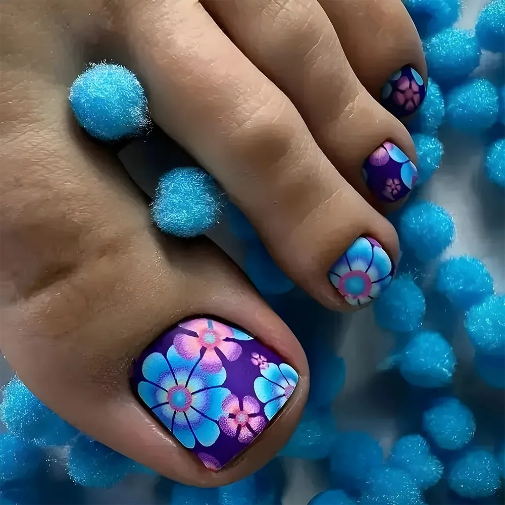 

24pcs Blue Purple Flowers False Toe Nails with Designs Summer Short Square Head Press On Nails Gradient Foot Fake Nails Wearable