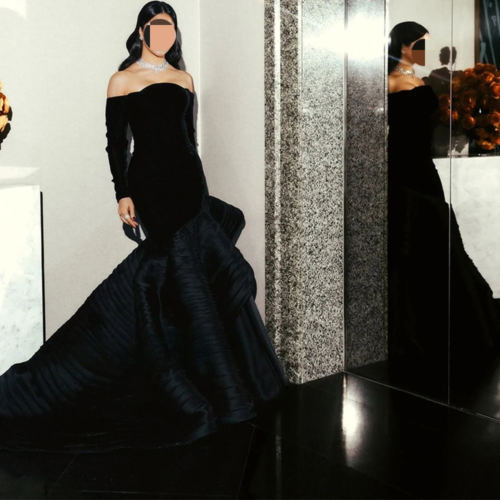 

Luxury Black Organza Evening Dresses Customized Strapless Long Sleeves Prom Dress Temperament Court Train Celebrity Gowns